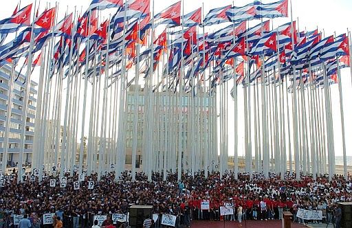 Batalla de ideas…pantomima política